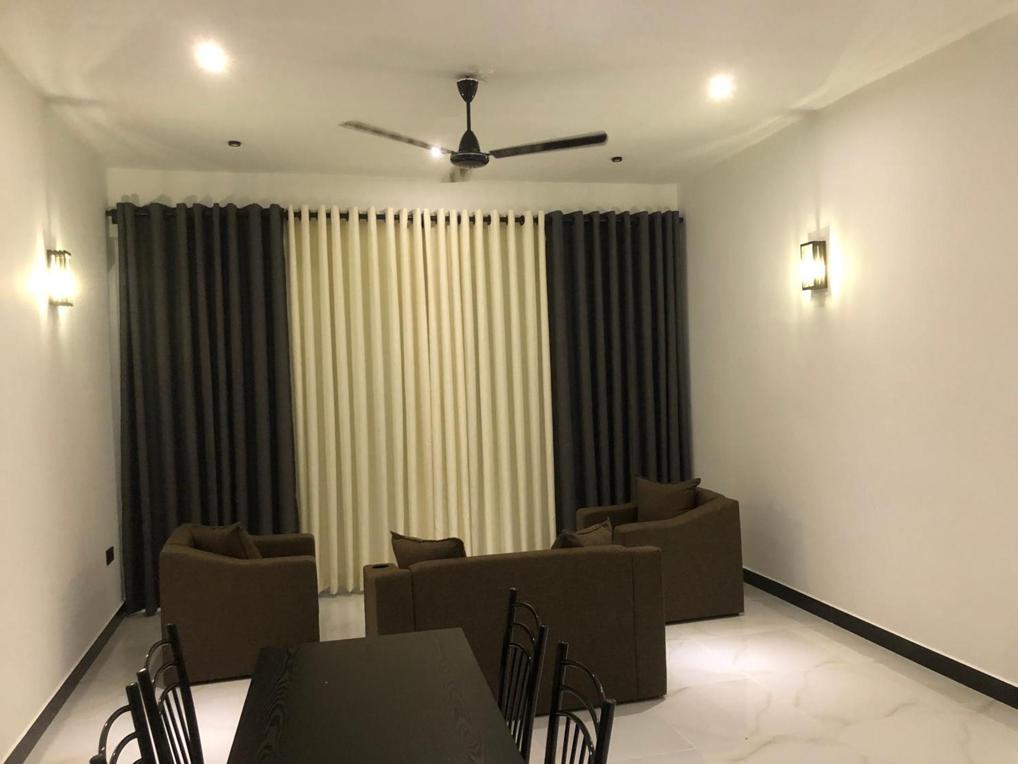 Luvi's Apartment Galle